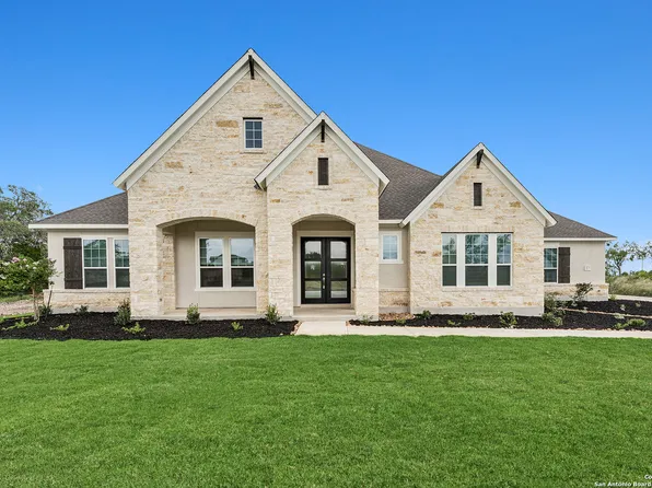 173 Christian St., Castroville, TX 78009