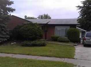 30407 Cherry Ave, Romulus, MI 48174