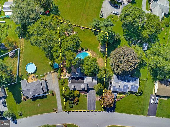 5th image of 270 Highview Dr