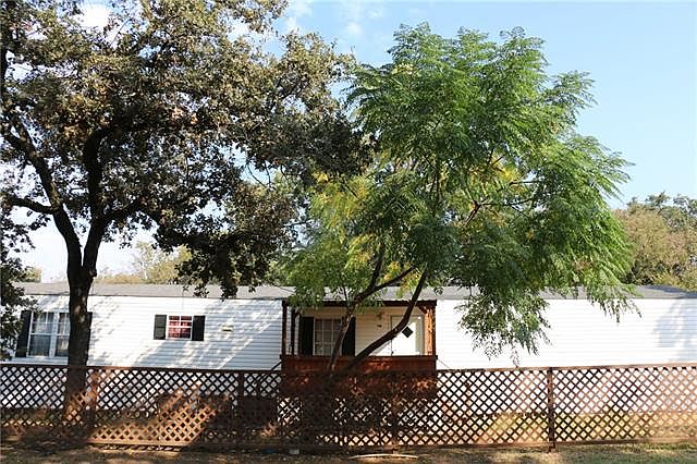 1st image of 411 Buladora Dr