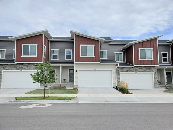 3rd image of 1518 W Sparta Way