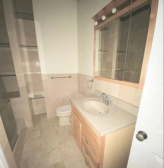 1600 Mount Vernon St #1F — Photo 6
