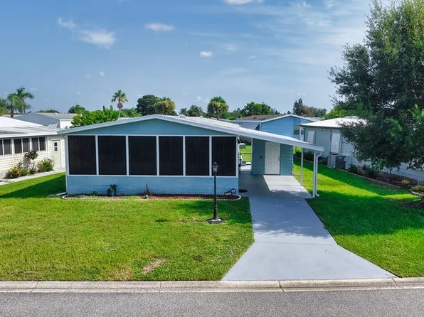 926 Frangi Pani Dr, Barefoot Bay, FL 32976