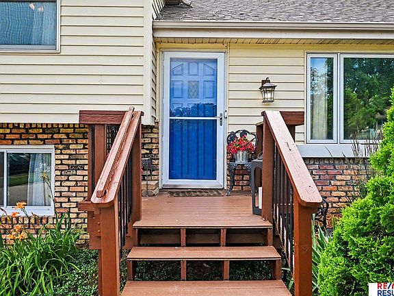 2nd image of 1005 Dogwood Cir
