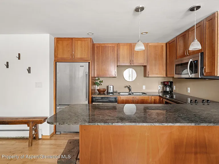 935 E Hopkins Ave #7 — Photo 12
