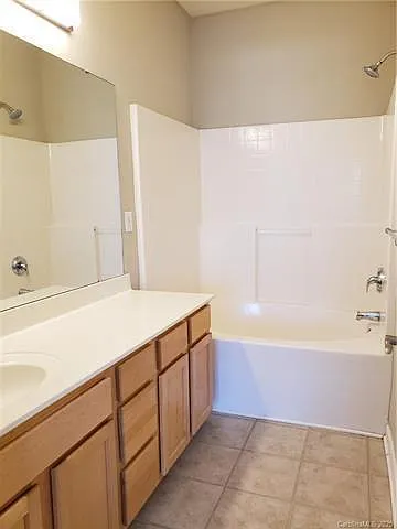 623 Old Meeting Way — Photo 10