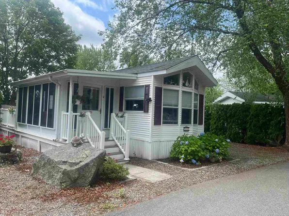 308 Route 286 #77, Seabrook, NH 03848