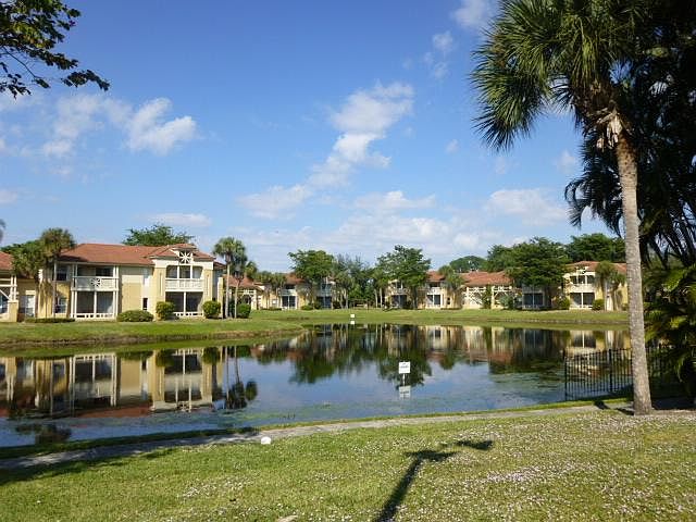 1st image of 4791 Via Palm Lk #1707