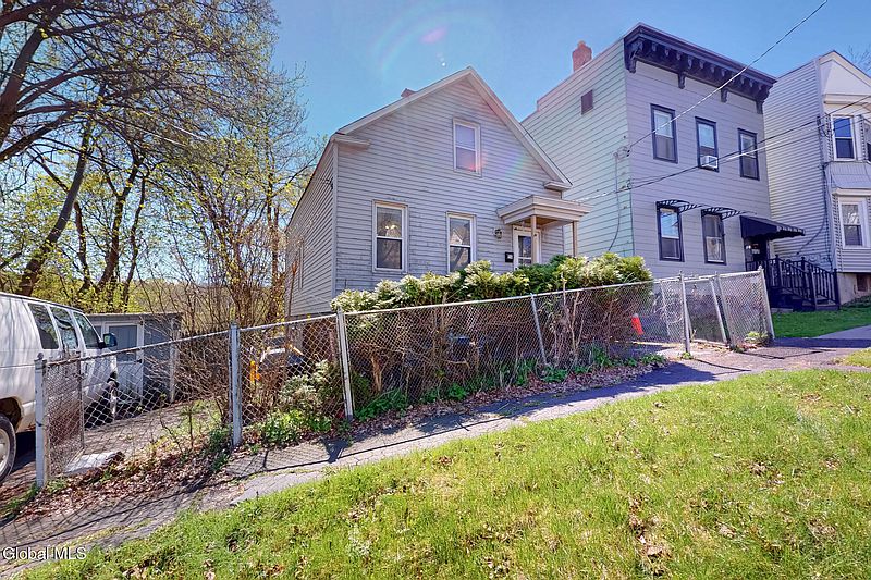 2nd image of 56 Partition Street