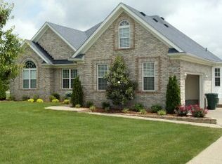 110 Nightsky Ct, Shepherdsville, KY 40165