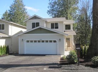 18834 Harris Avenue Ct NE, Suquamish, WA