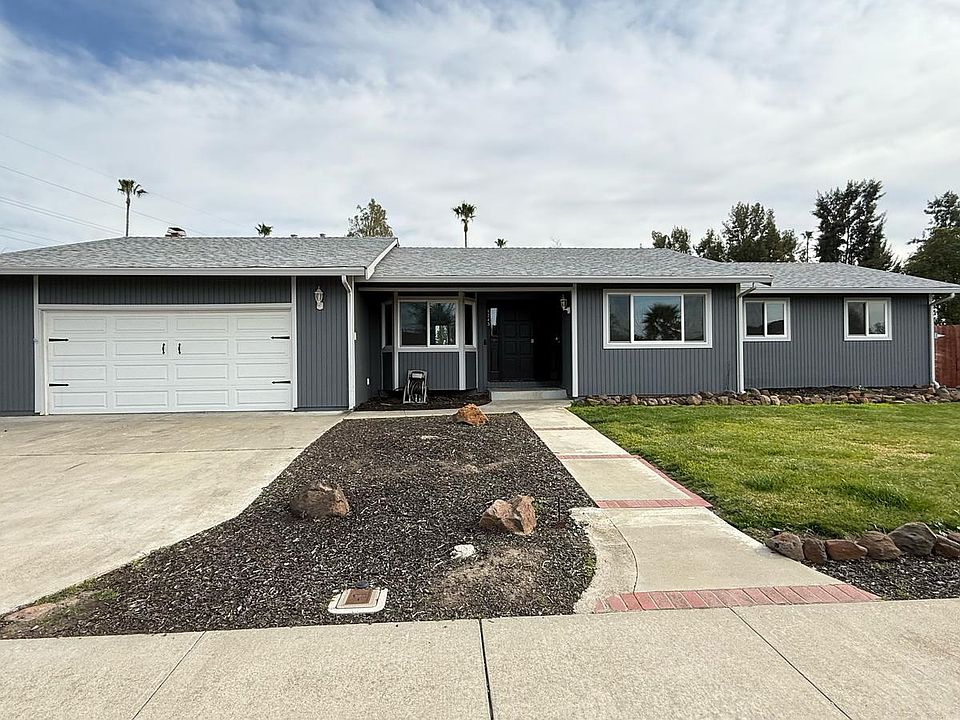1st image of 5243 Wisteria Way