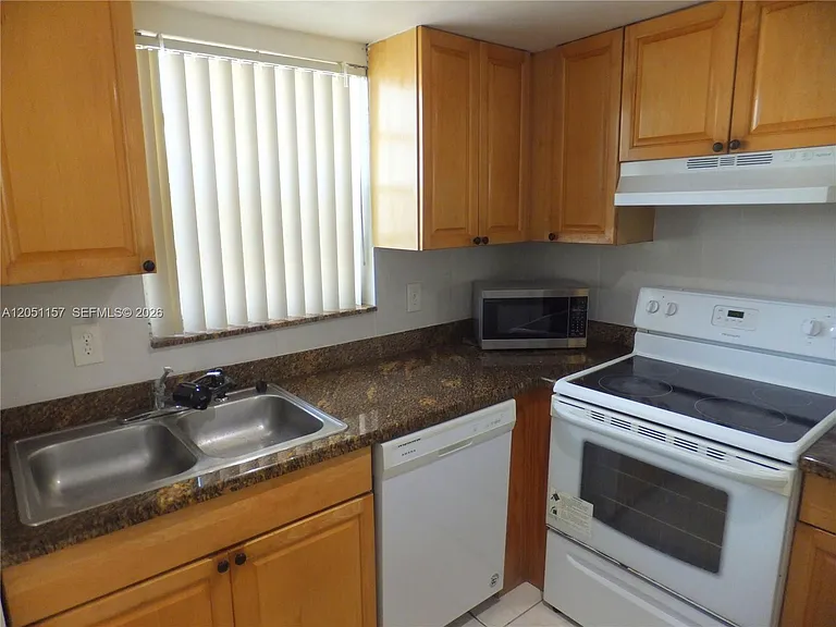 16410 Miami Dr #209 — Photo 6