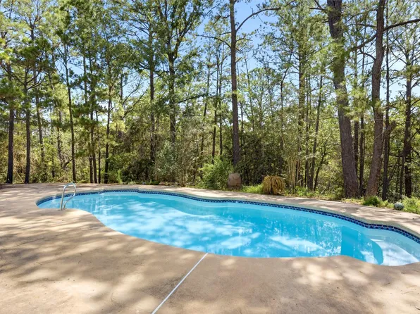 103 Kamaiki Dr, Bastrop, TX 78602