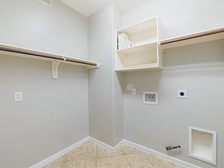 8322 Encinitas Cove Dr — Photo 15