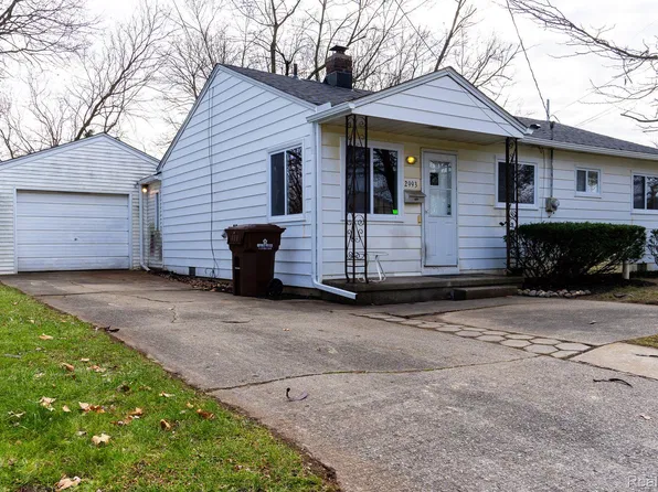 2993 Gladwin Ct, Wayne, MI 48184