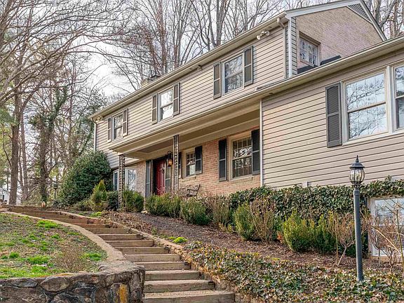 4th image of 21 Deer Path