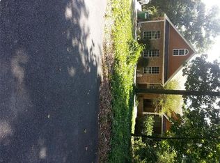 100 Oak Hill Dr, White, GA 30184