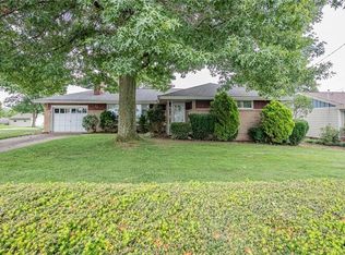 28 Marilou Dr, Jeannette, PA 15644
