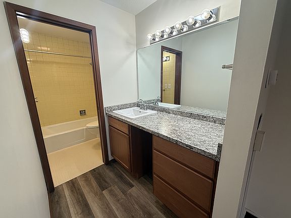 5th image of 211 N 34th St APT 19
