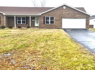 1002 Red Fern Rd, Campbellsville, KY 42718