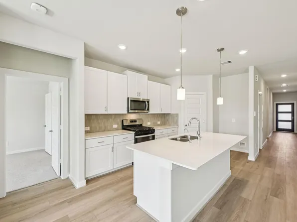 31027 De La Guerra St, Huffman, TX 77336