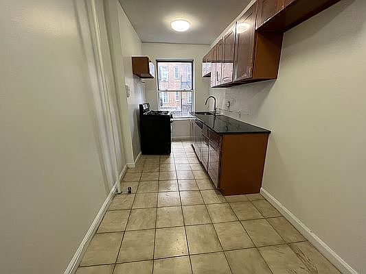 2nd image of 80-20 Broadway #2C