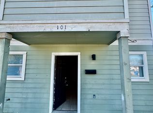 768 Avondale Ave APT 101, San Antonio, TX 78223