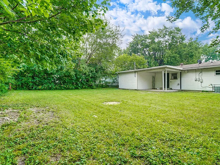 4025 Haney Rd — Photo 25