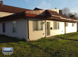 504 Steele St, Algoma, WI 54201