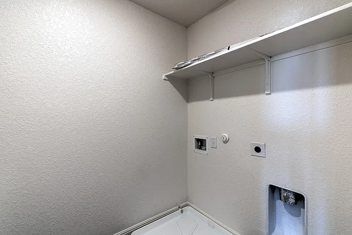 19507 Cloudy Bay Dr — Photo 13