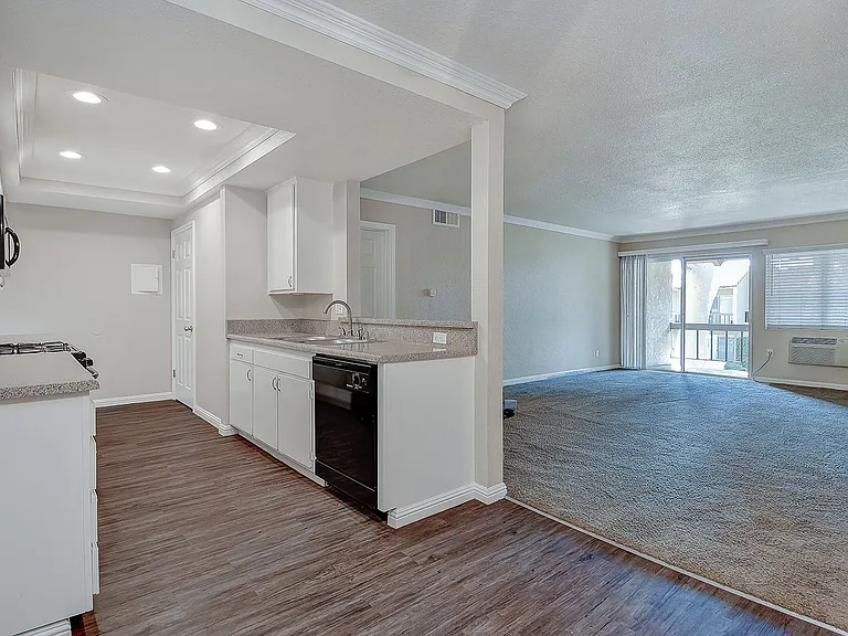Grande Apartment Homes Kitchen-Living Area