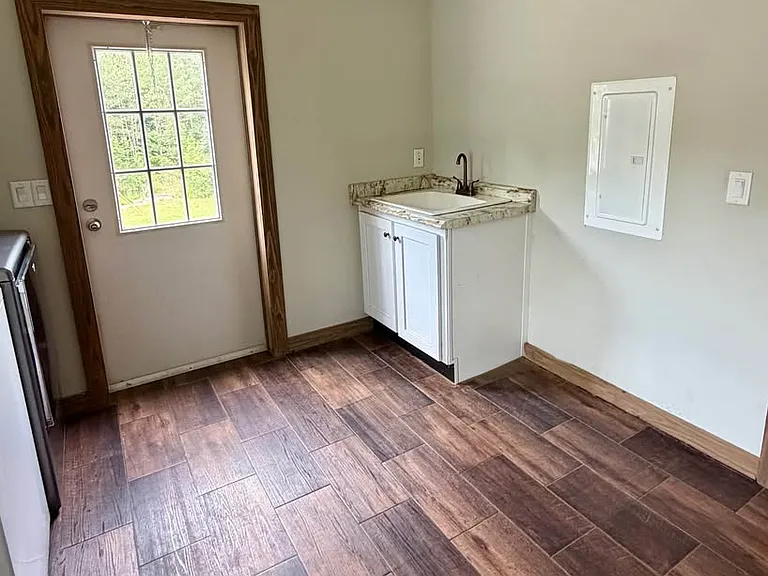 4376 Lee Road 391 — Photo 19