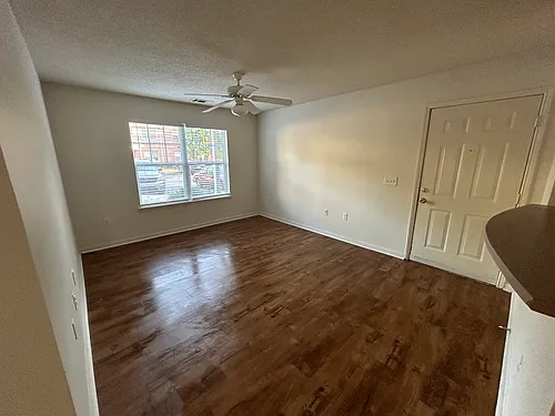 100 Teejay Dr Photo 1