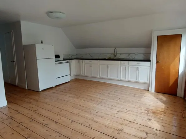 1435 Scott Hwy, Groton, VT 05046