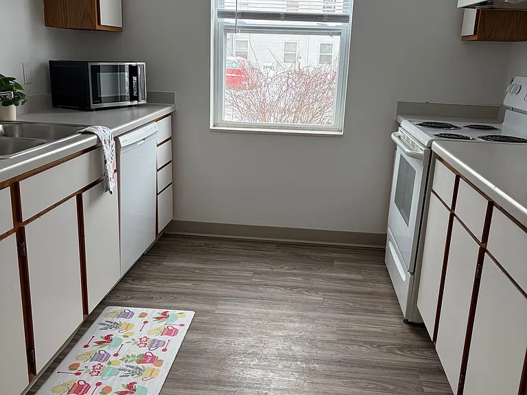Songbird Apartments — Photo 5