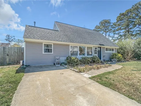 1805 S Lakeland Dr, Norfolk, VA 23518