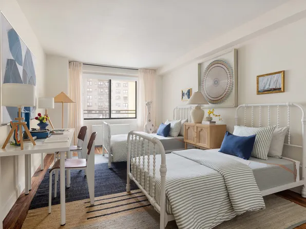 345 East 73rd Street image 11 of 12