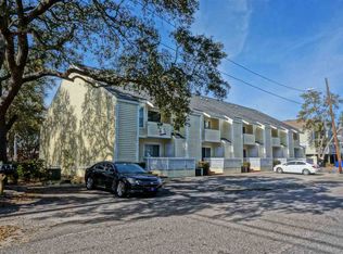 10 N Oak Dr, Myrtle Beach, SC 29575