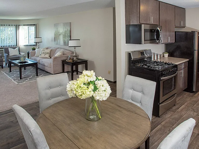 Ridgebrook Apartments — Photo 26