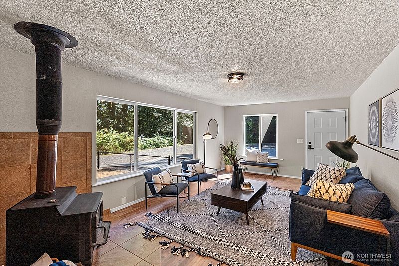 5th image of 4562 SE Burley Olalla Road
