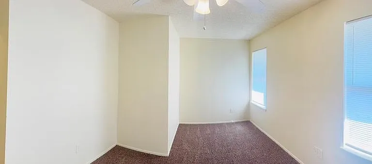 1206 Tartan Ln #B — Photo 22