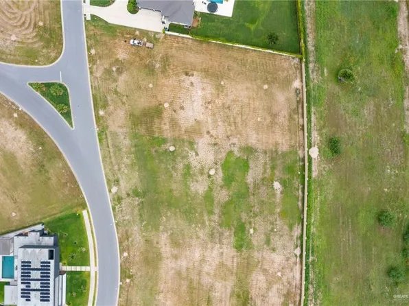 4536 Estancia Pkwy, McAllen, TX 78504