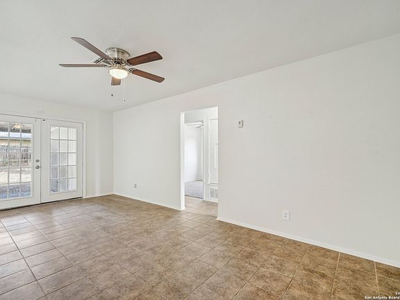 5th image of 5403 Brookhill St