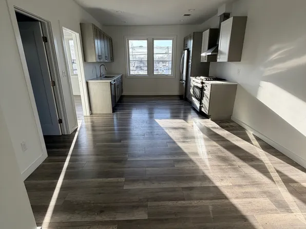 229A S Washington Ave, Bergenfield, NJ 07621