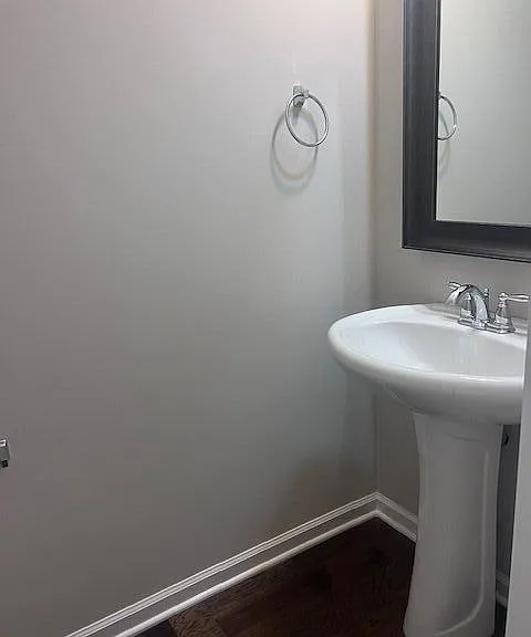 1st Floor 1/2 Bathroom