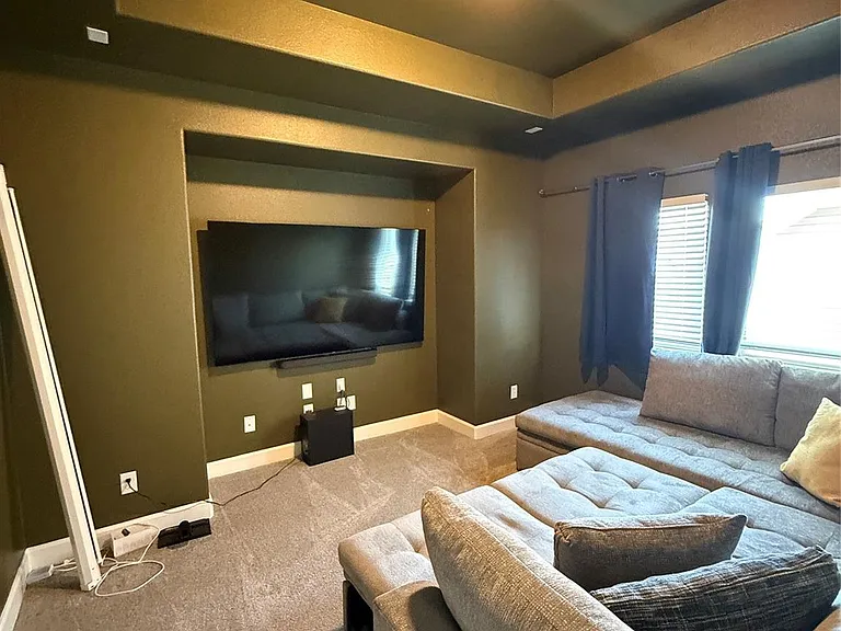 563 Santa Rosa Hills Dr — Photo 36
