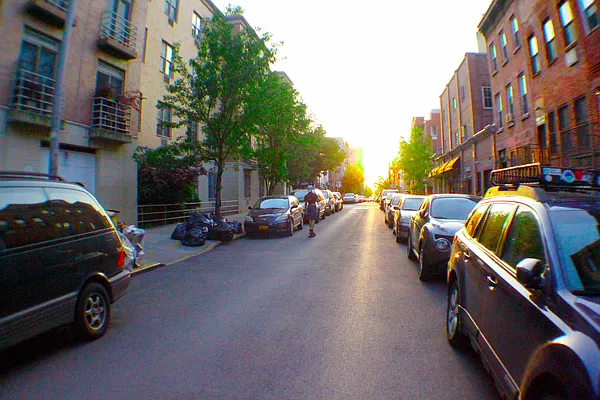 Rented by Loom Group | media 34