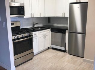 14016 34th Ave APT 910, Flushing, NY 11354