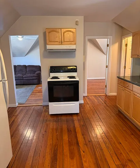 595 Armistice Blvd #3 — Photo 2